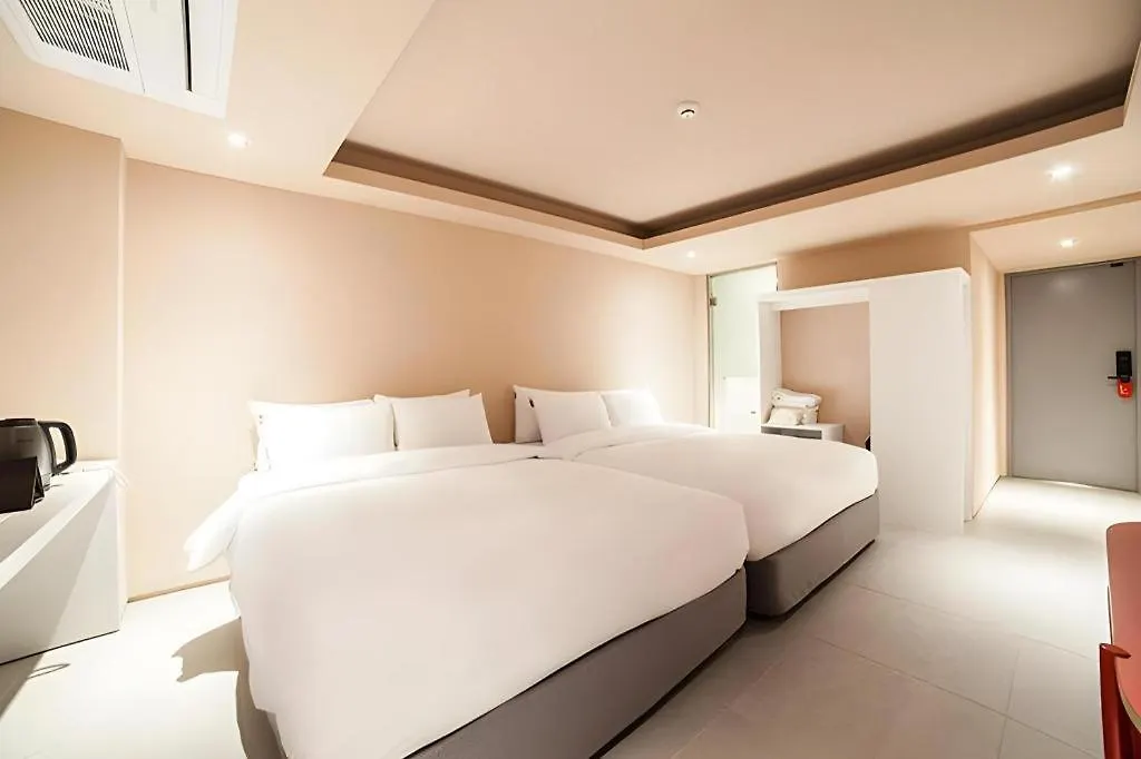 Bobo Hotel Hongdae Seoul