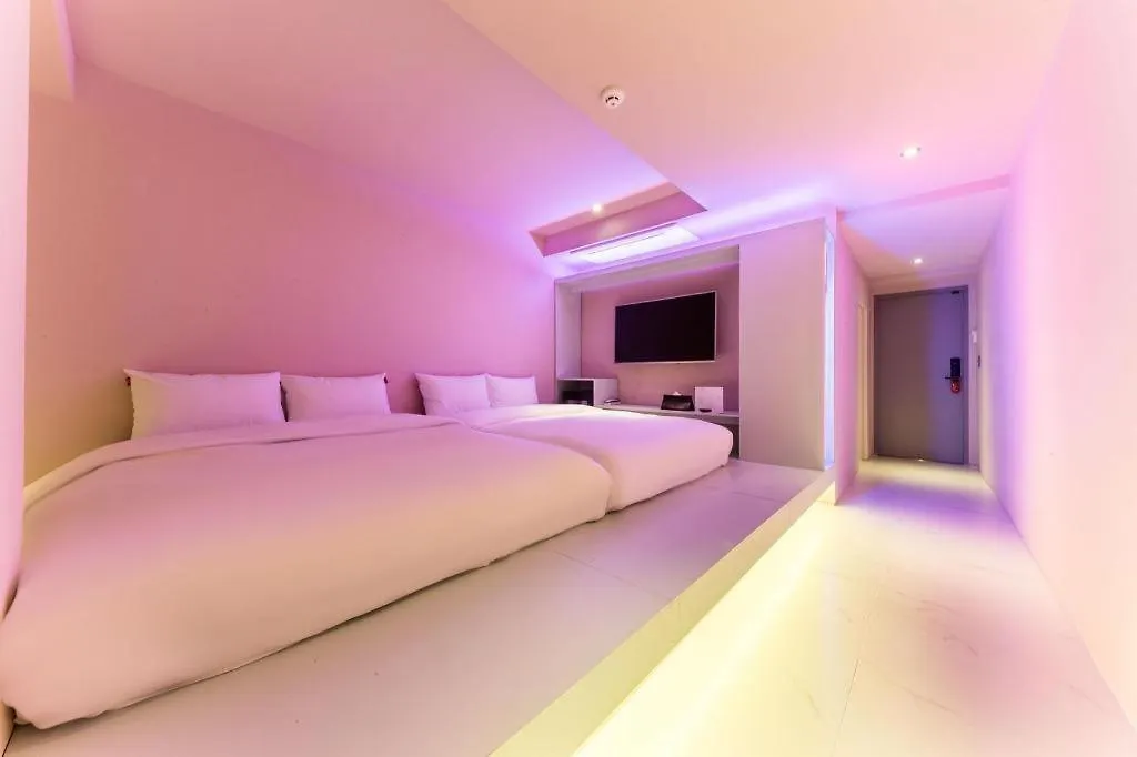 Bobo Hotel Hongdae Seoul