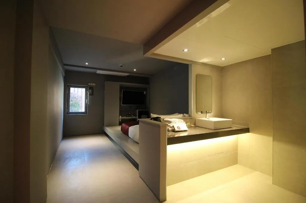Bobo Hotel Hongdae Seul 3*,